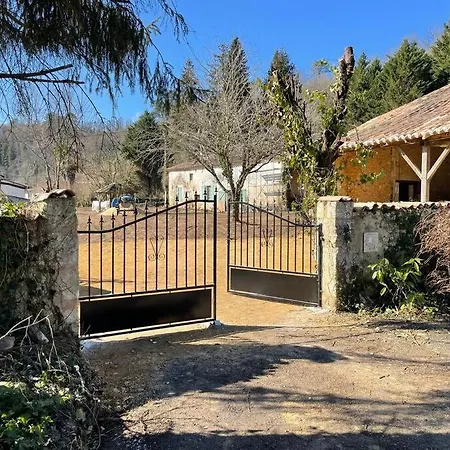 Le Fenuac, Maison De 4